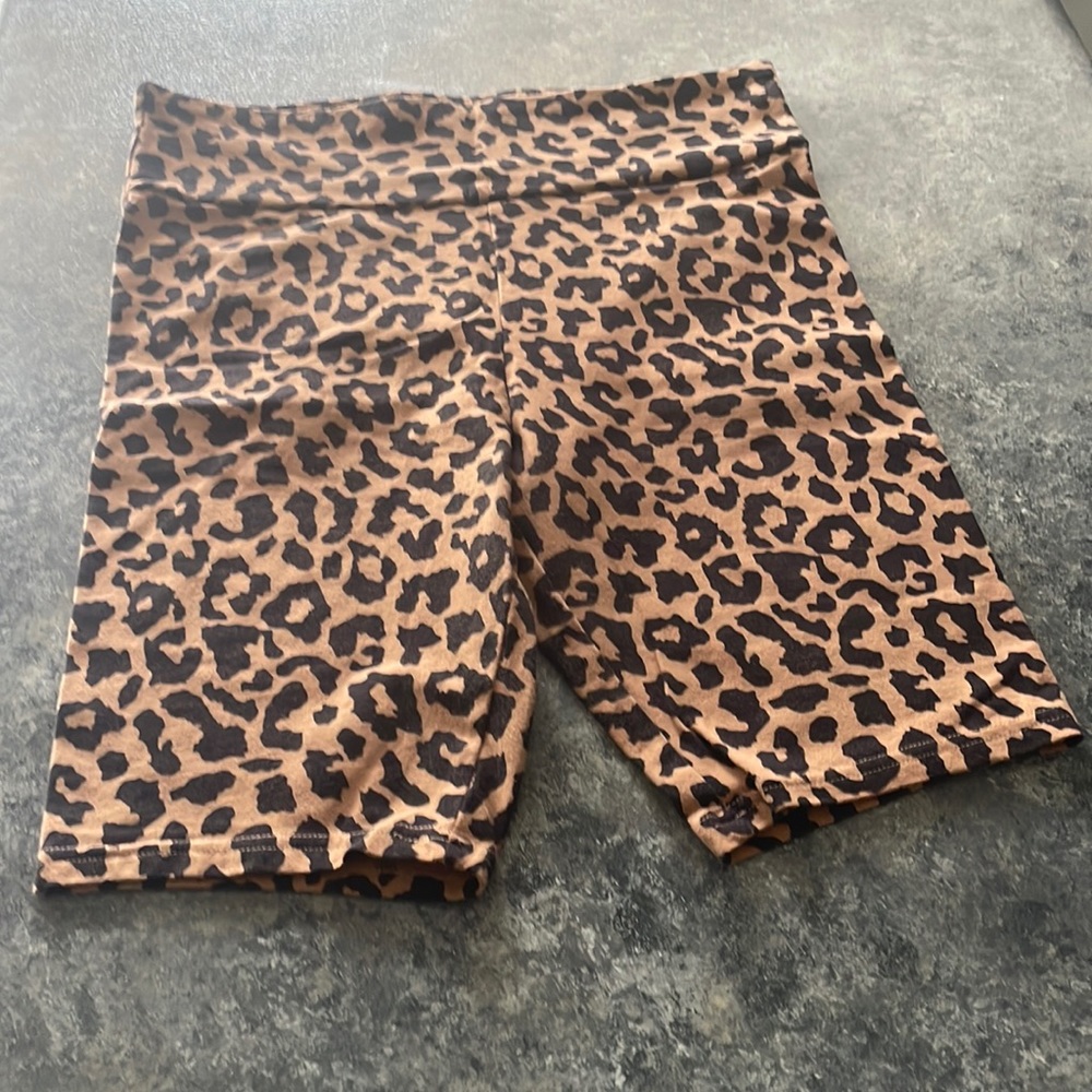 Wild Fable cheetah print cotton bike shorts - size large
